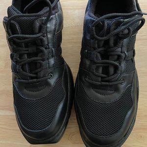 Black Leather Jazz Sneakers